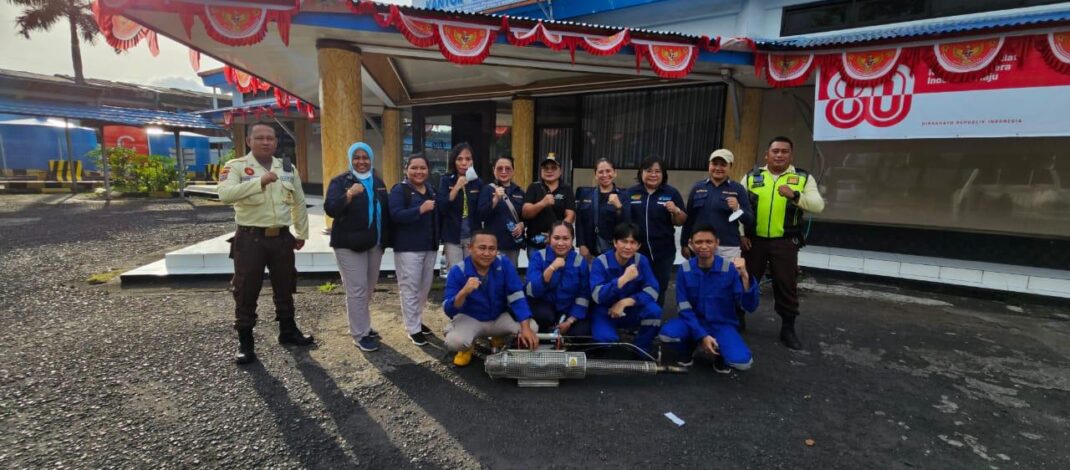 BKK Bitung Laksanakan Fogging di Pelabuhan ASDP untuk Cegah Penyebaran DBD